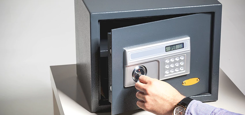 Jewelry Safe Unlocking Service in Cherry Valley, California