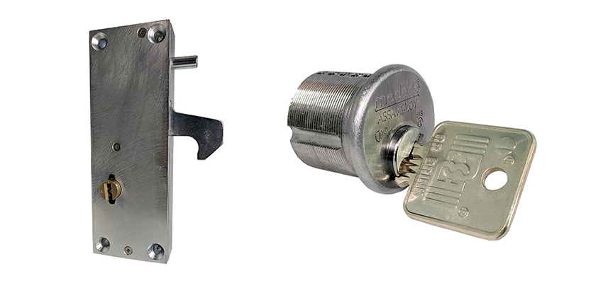 RR Fence Gates Brink Locks Repair in Cherry Valley, California